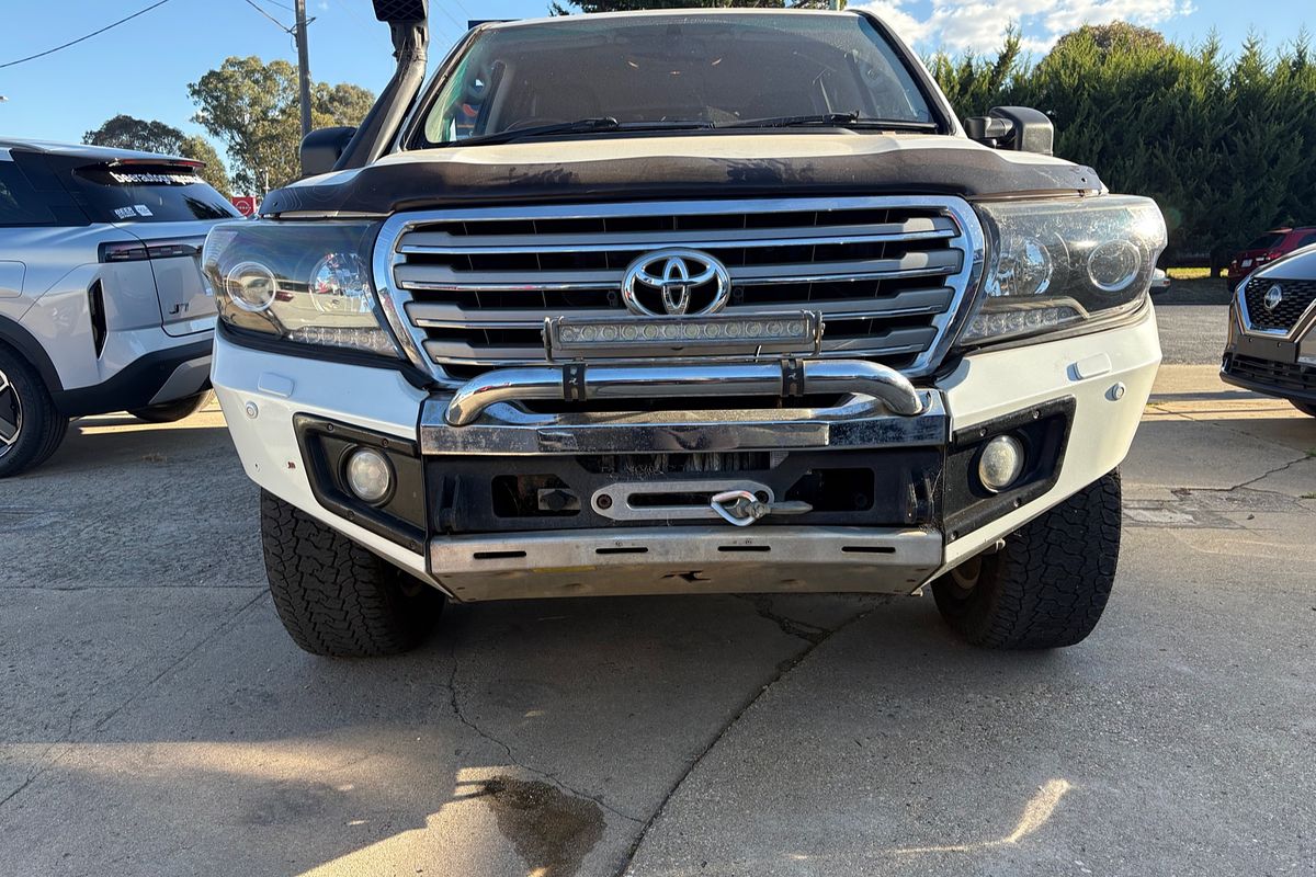 2012 Toyota Landcruiser Sahara VDJ200R