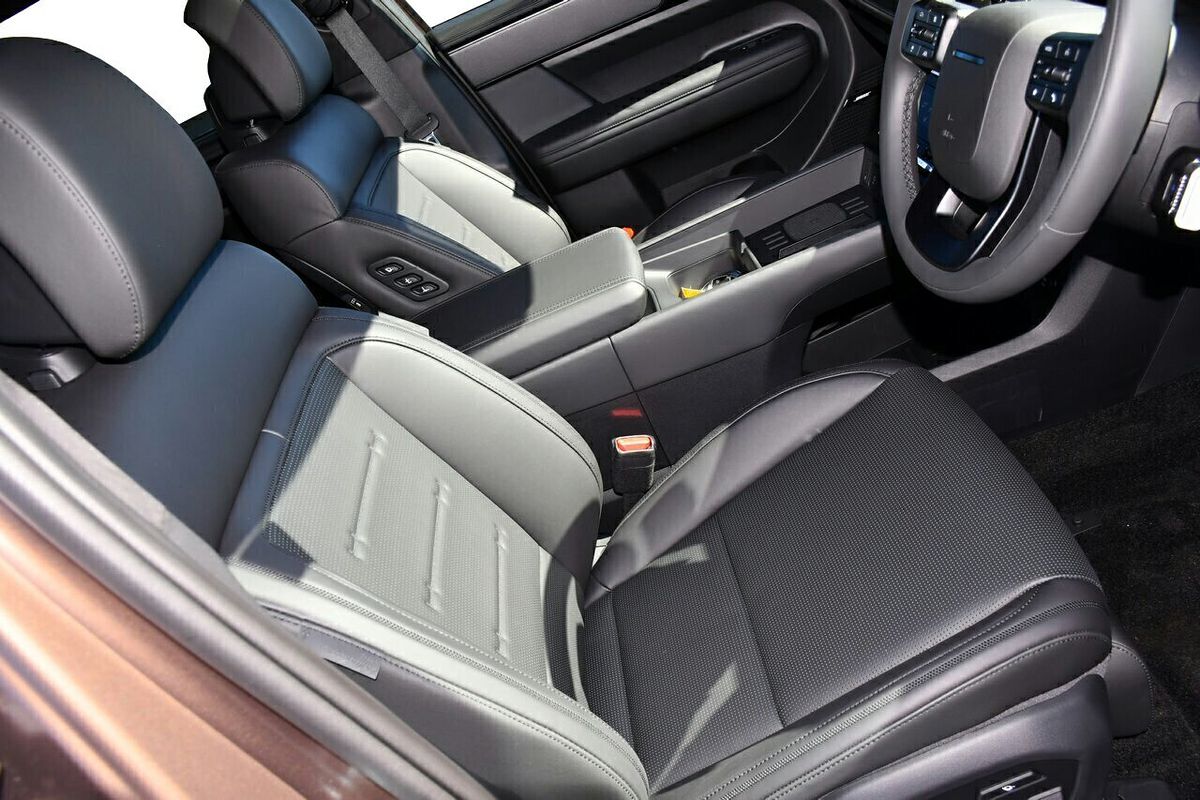 2025 Hyundai Santa Fe Hybrid Calligraphy MX5.V1