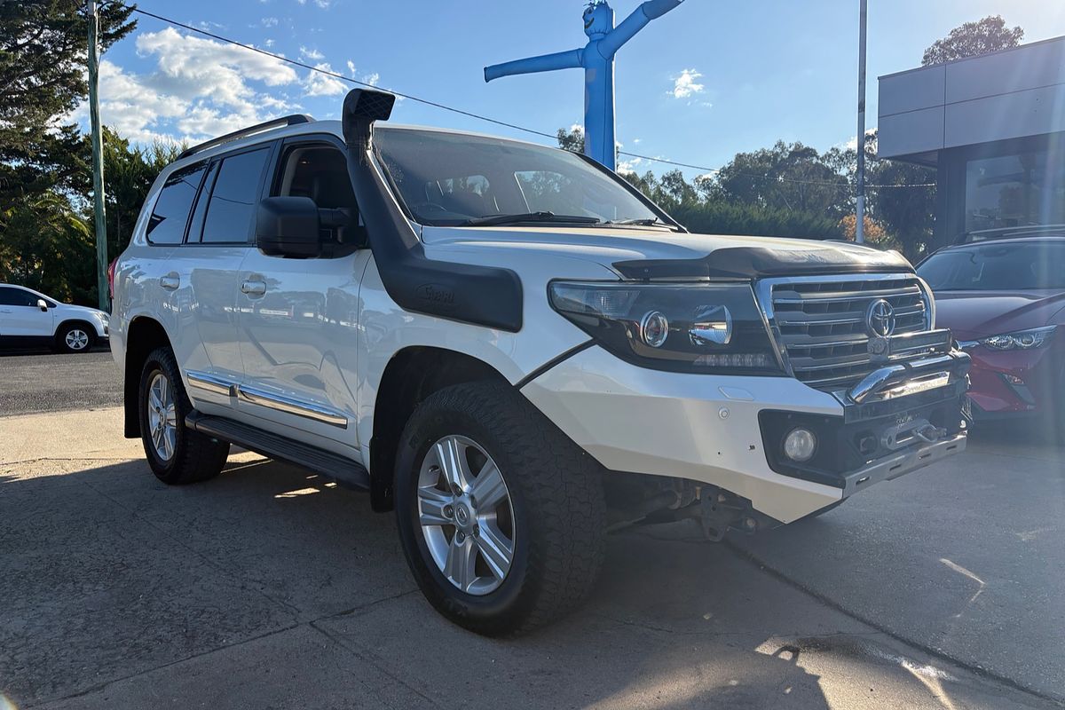 2012 Toyota Landcruiser Sahara VDJ200R