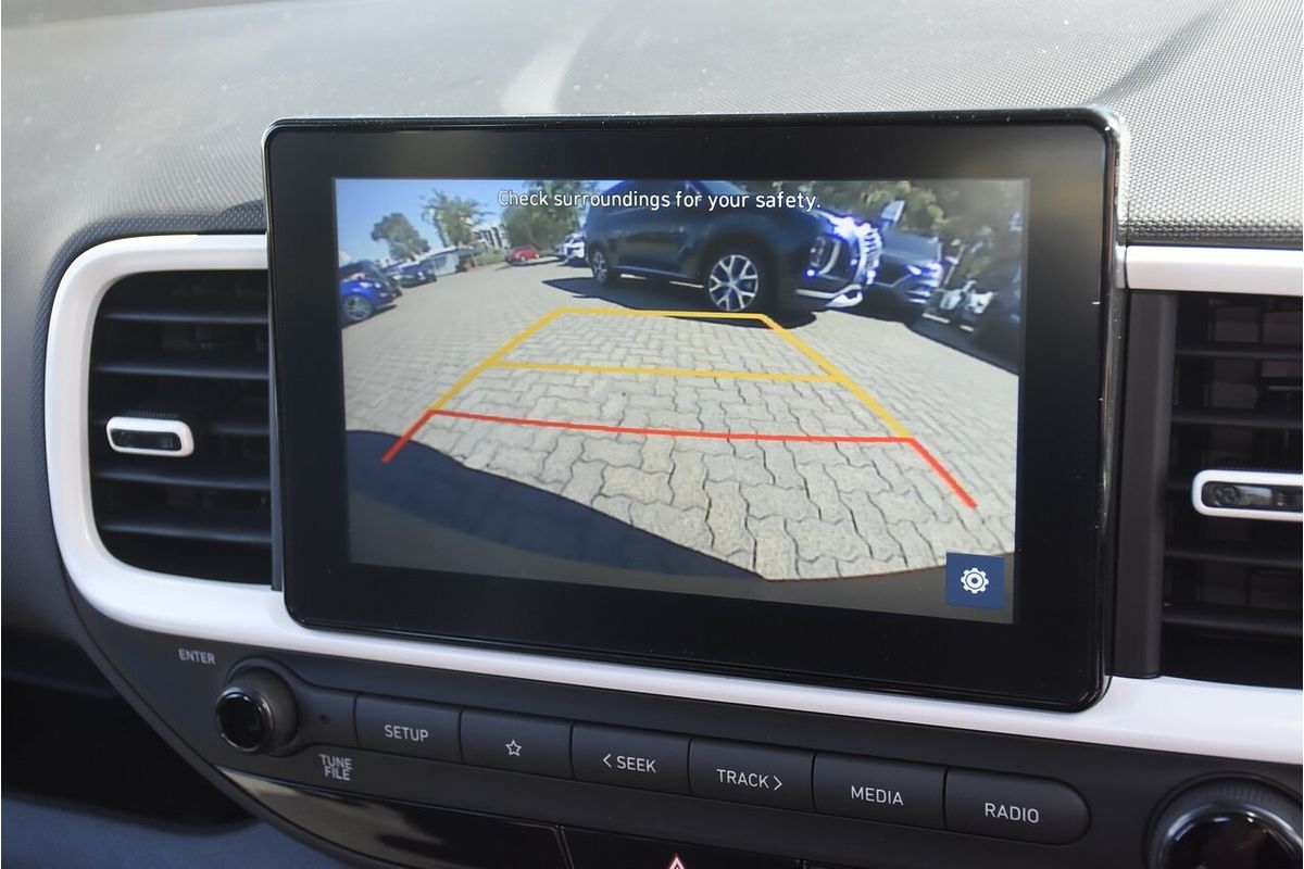 2025 Hyundai Venue Active QX.V5