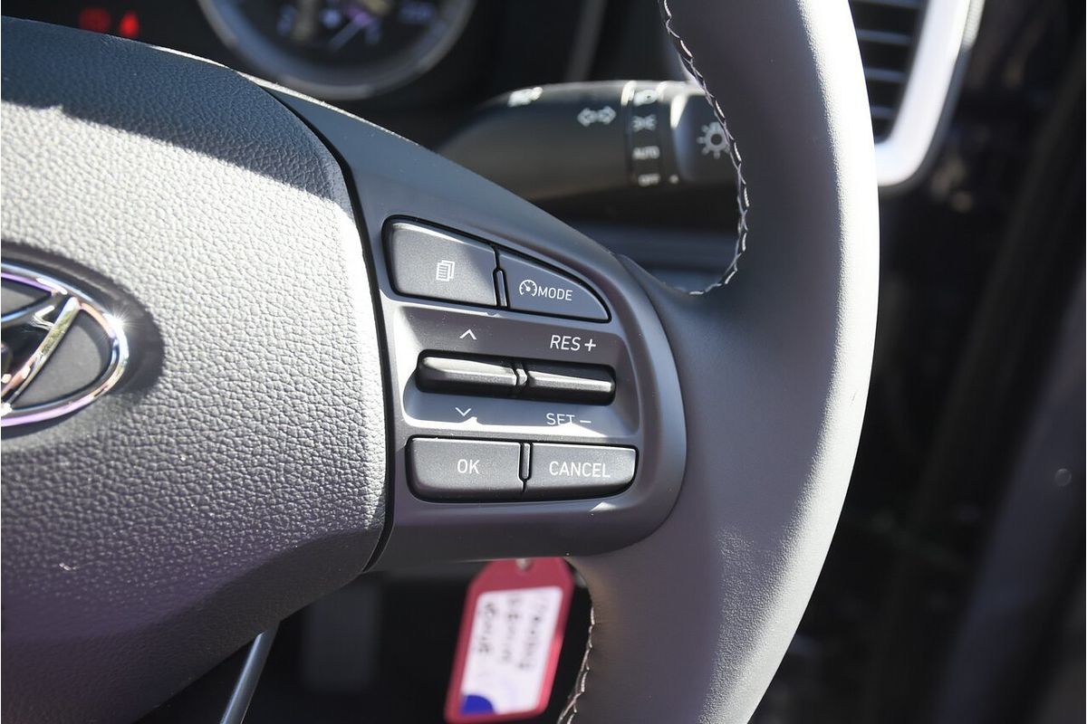 2025 Hyundai Venue Active QX.V5