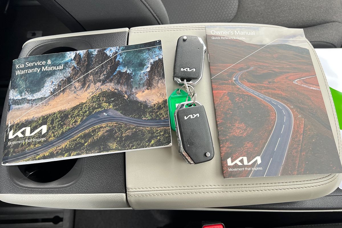 2023 Kia Carnival S KA4