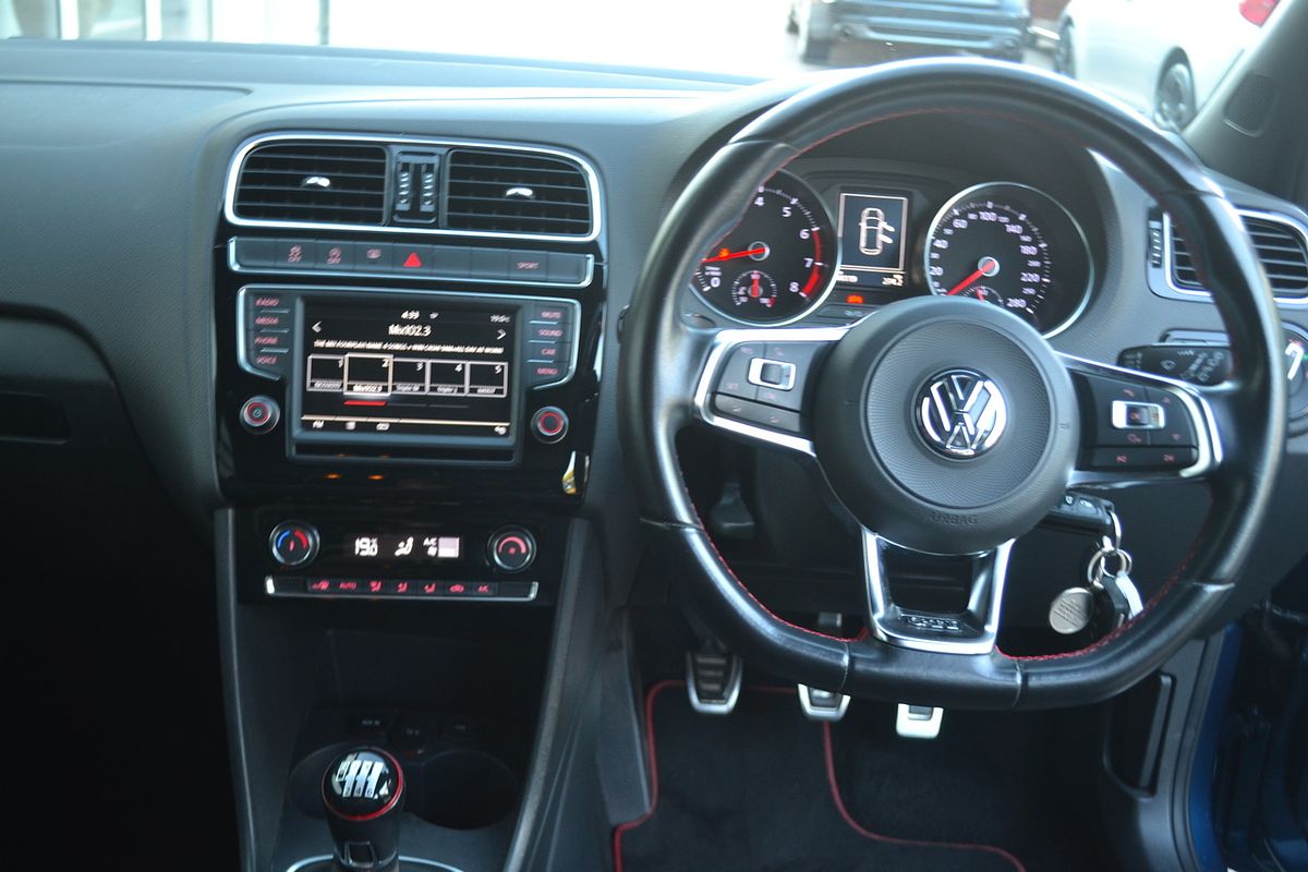 2016 Volkswagen Polo GTI 6R