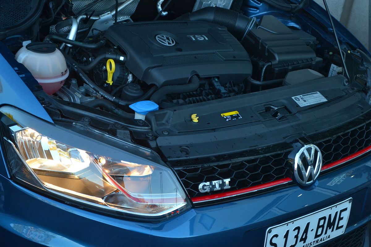 2016 Volkswagen Polo GTI 6R