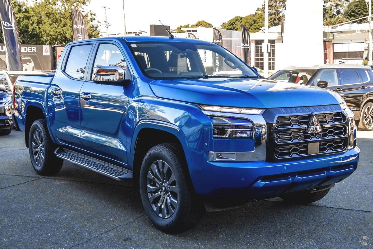 2025 Mitsubishi Triton GLS MV 4X4