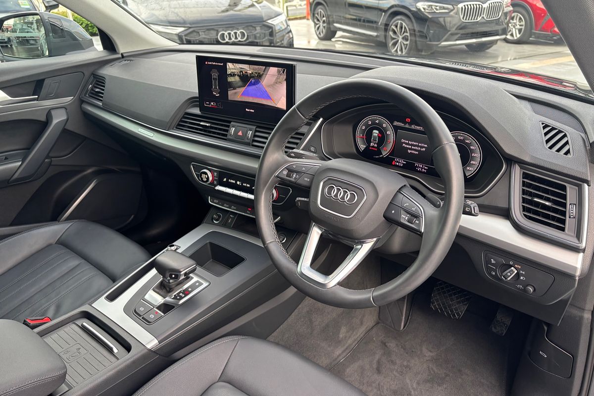 2021 Audi Q5 45 TFSI Launch Edition FY