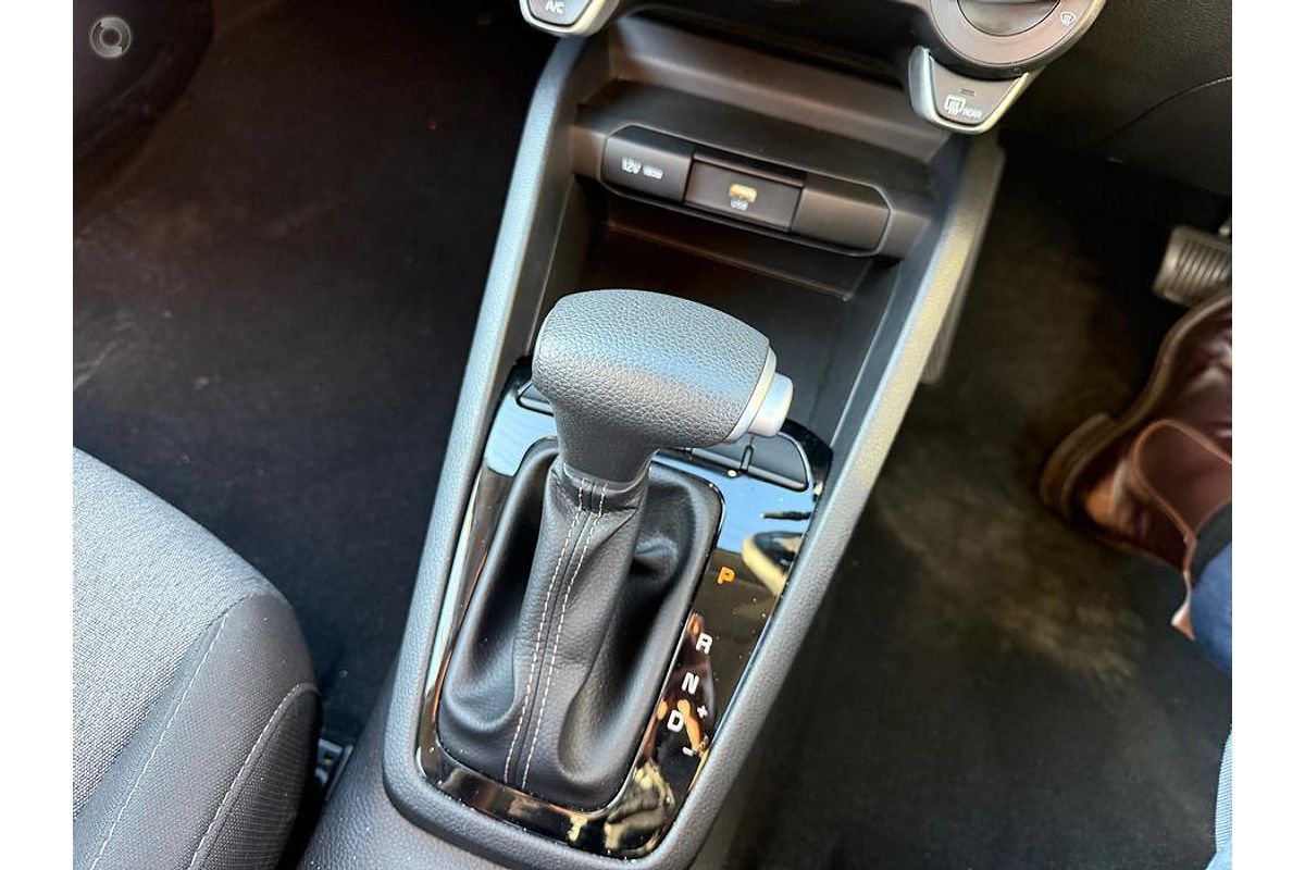 2024 Kia Stonic S YB