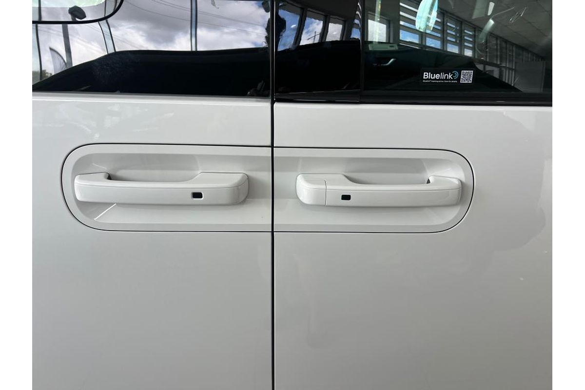 2024 Hyundai STARIA Highlander US4.V3
