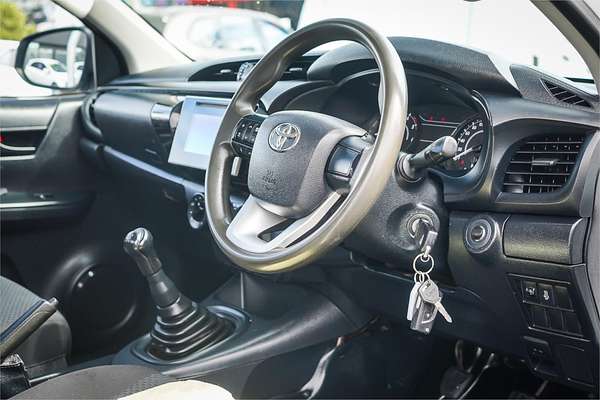 2016 Toyota Hilux Workmate GUN122R Rear Wheel Drive