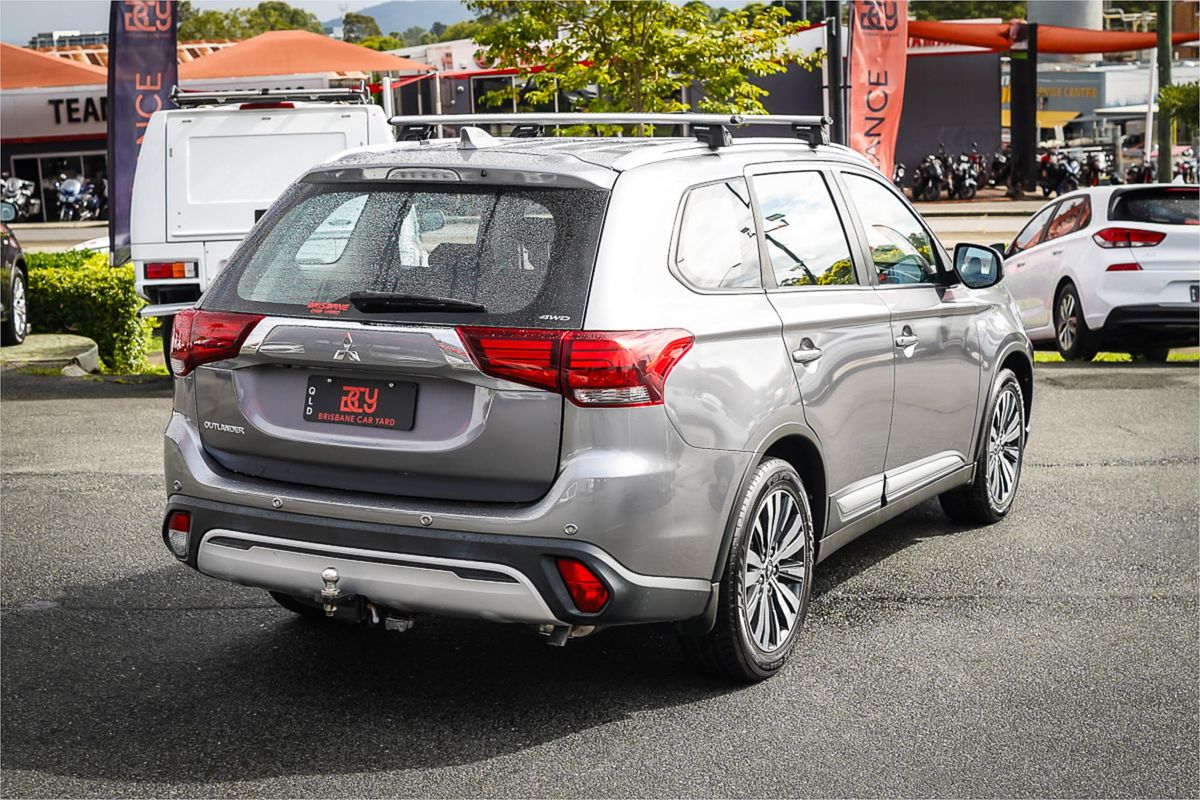 2019 Mitsubishi Outlander ES ADAS ZL