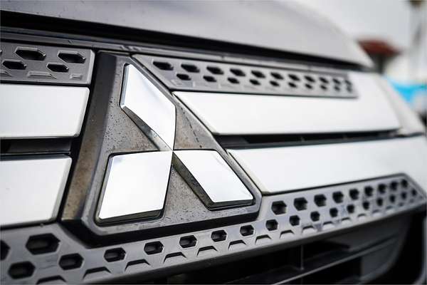 2019 Mitsubishi Outlander ES ADAS ZL