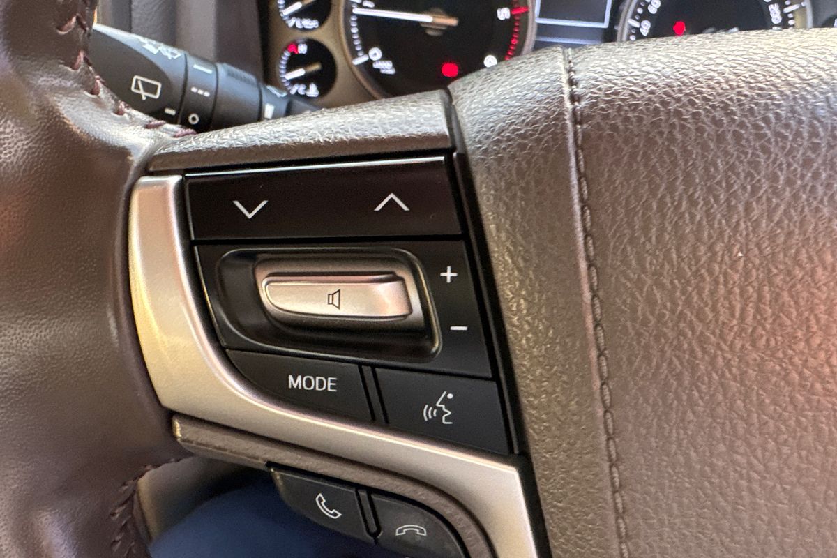 2020 Toyota Landcruiser Sahara VDJ200R
