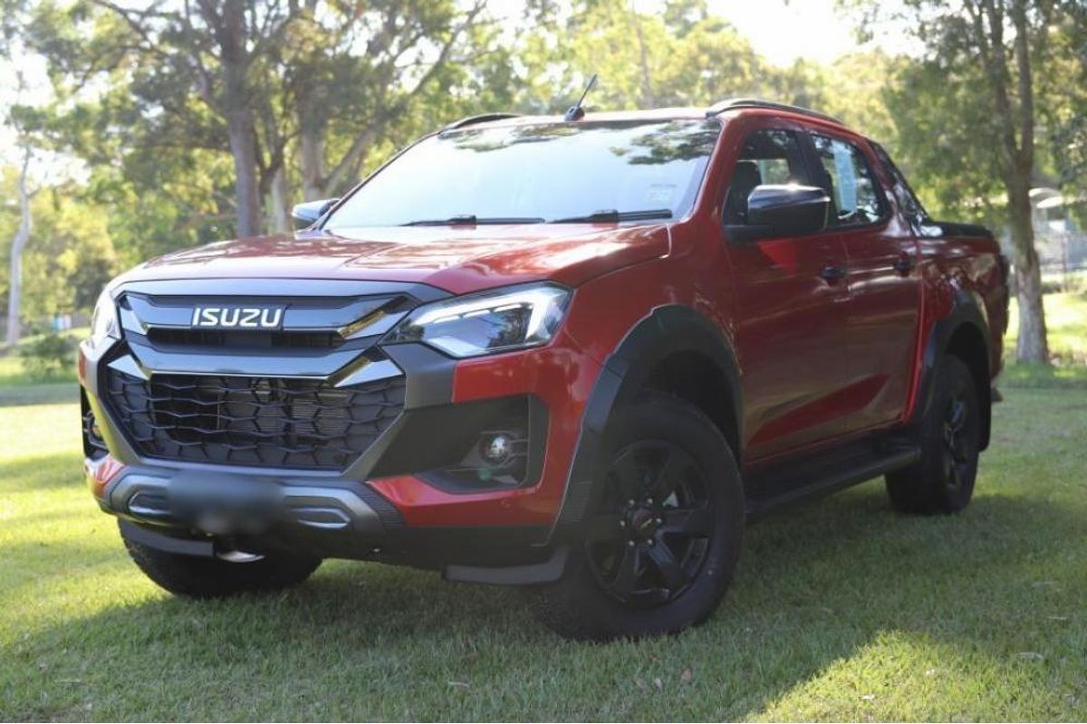 2025 Isuzu D-MAX X-TERRAIN 4X4