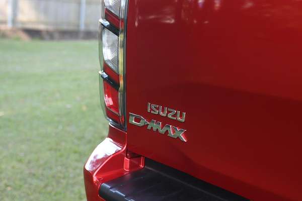2025 Isuzu D-MAX X-TERRAIN 4X4