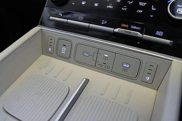 2024 Hyundai Santa Fe Hybrid Calligraphy MX5.V1