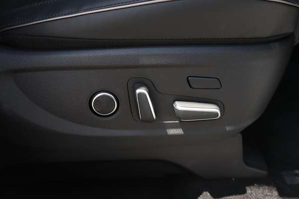 2024 Hyundai Palisade Calligraphy Black Ink LX2.V5