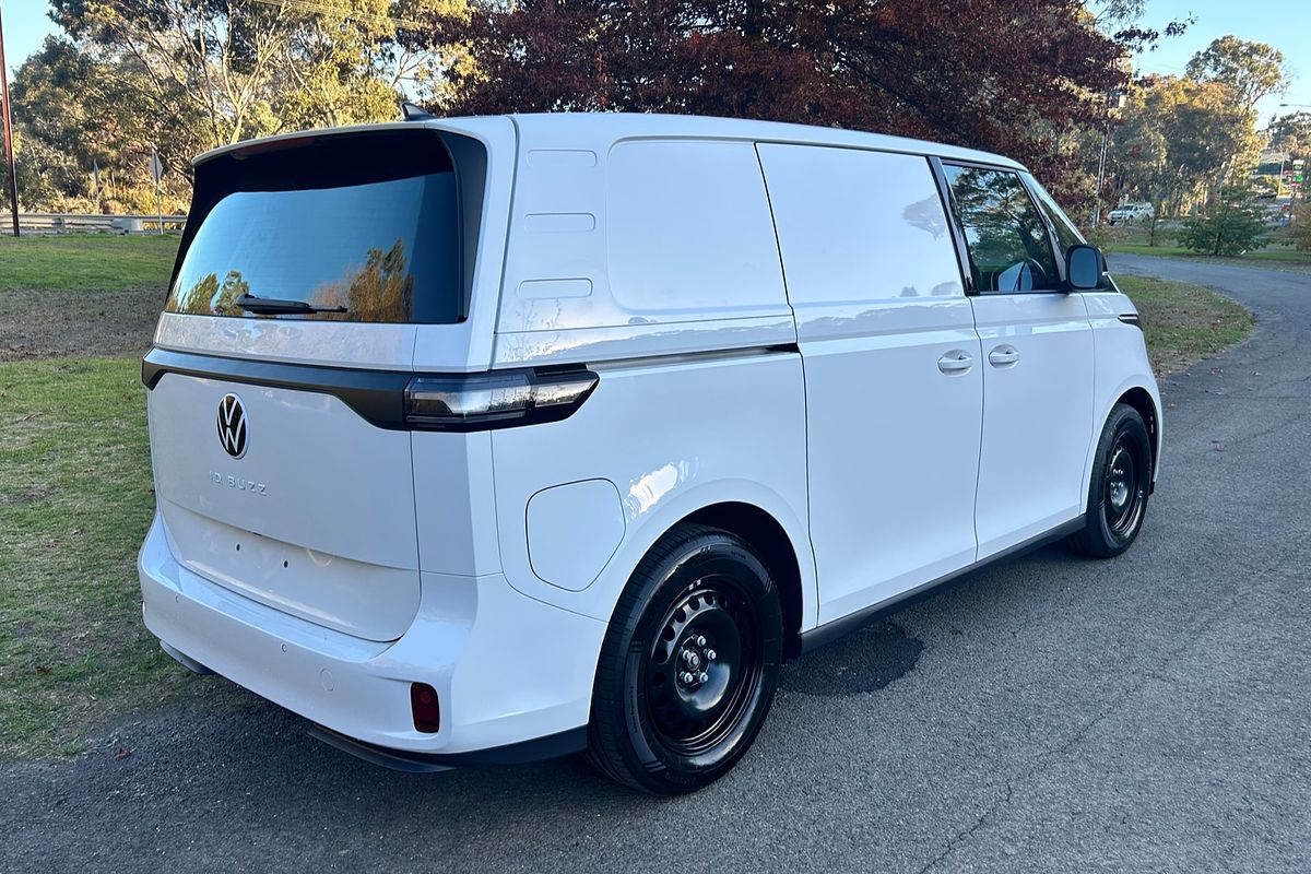 2025 Volkswagen ID. Buzz Cargo BEV550 EBN SWB