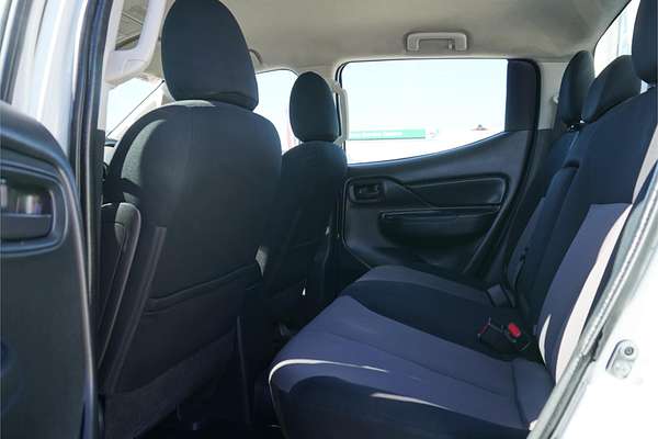 2019 Mitsubishi Triton GLX ADAS MR 4X4