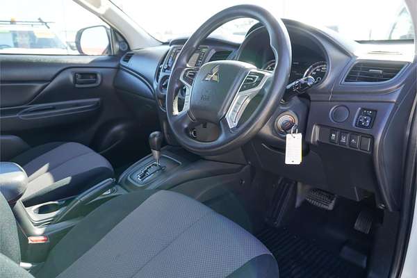 2019 Mitsubishi Triton GLX ADAS MR 4X4