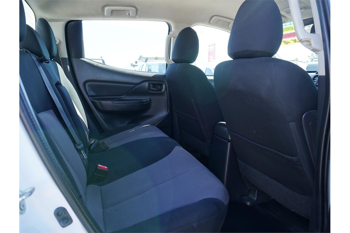 2019 Mitsubishi Triton GLX ADAS MR 4X4