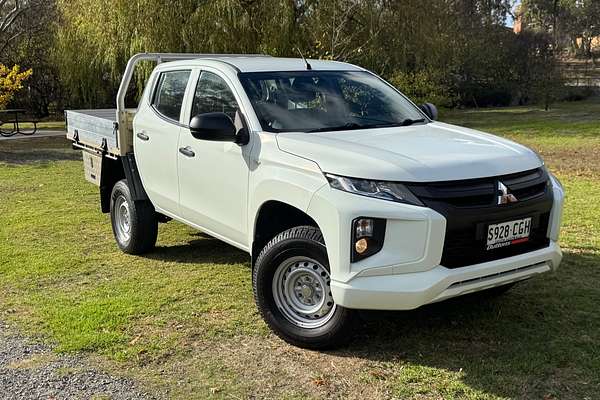 2020 Mitsubishi Triton GLX MR 4X4