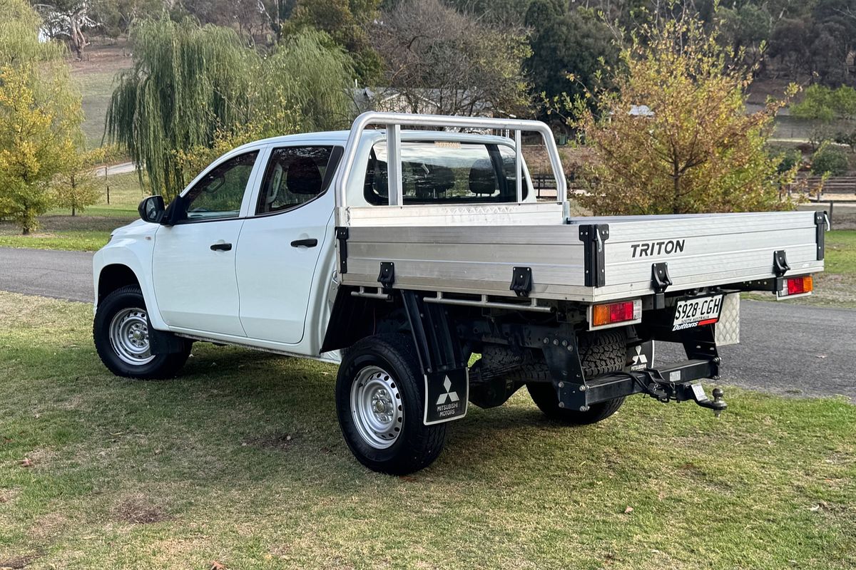 2020 Mitsubishi Triton GLX MR 4X4