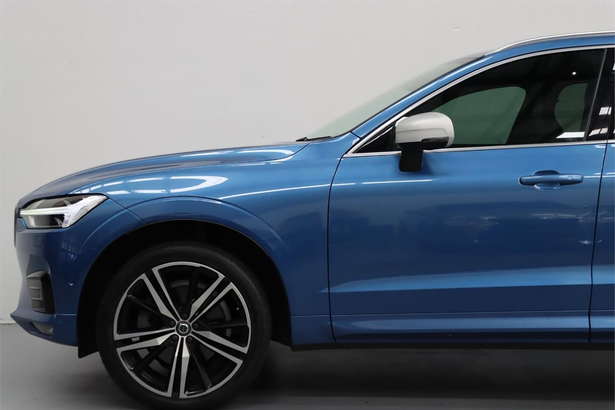 2018 Volvo XC60 T6 R-Design UZ