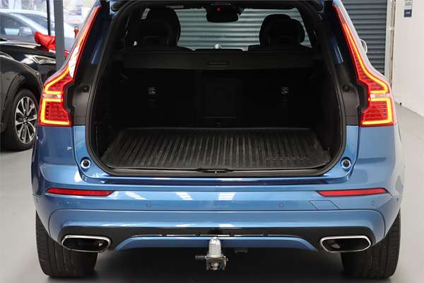 2018 Volvo XC60 T6 R-Design UZ