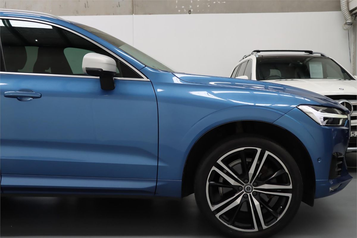 2018 Volvo XC60 T6 R-Design UZ