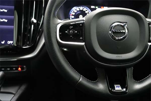 2018 Volvo XC60 T6 R-Design UZ