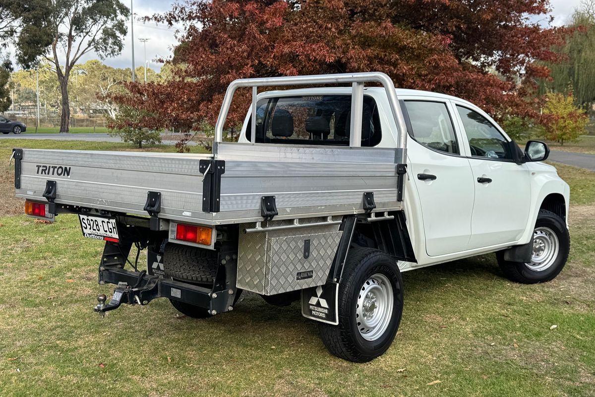2020 Mitsubishi Triton GLX MR 4X4