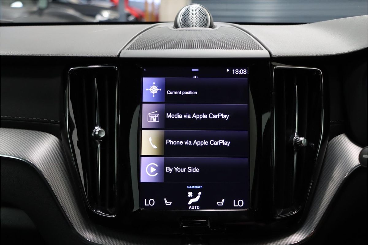 2018 Volvo XC60 T6 R-Design UZ