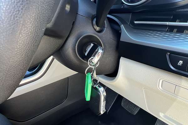 2021 Kia Carnival S KA4