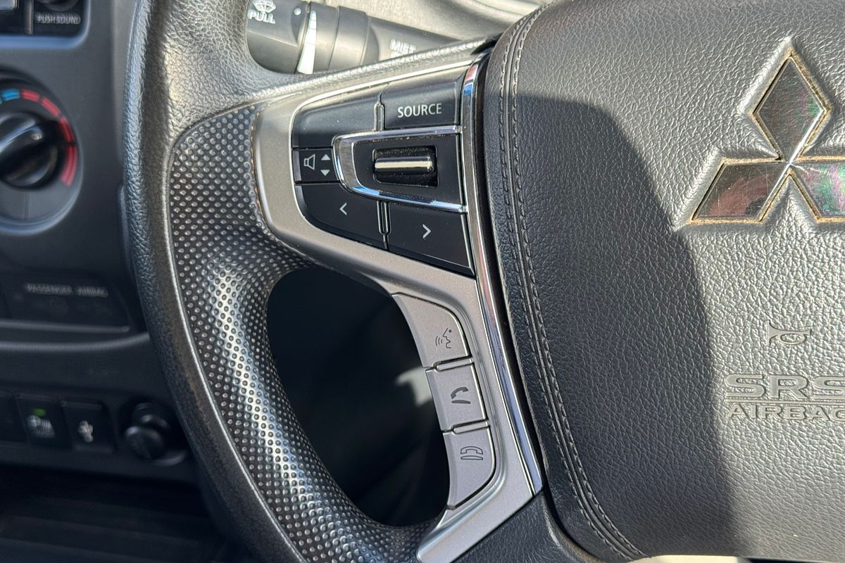 2020 Mitsubishi Triton GLX MR 4X4