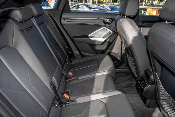 2023 Audi Q3 40 TFSI F3