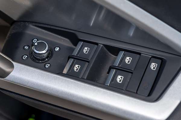 2023 Audi Q3 40 TFSI F3