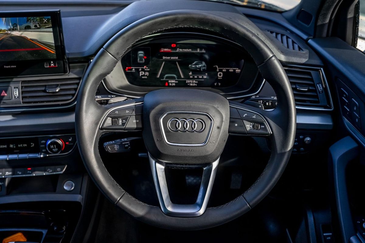 2024 Audi Q5 40 TDI S line FY