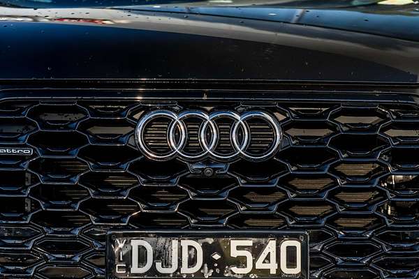 2024 Audi Q5 40 TDI S line FY