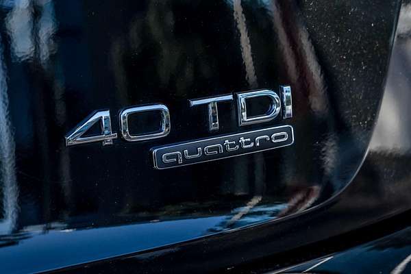 2024 Audi Q5 40 TDI S line FY