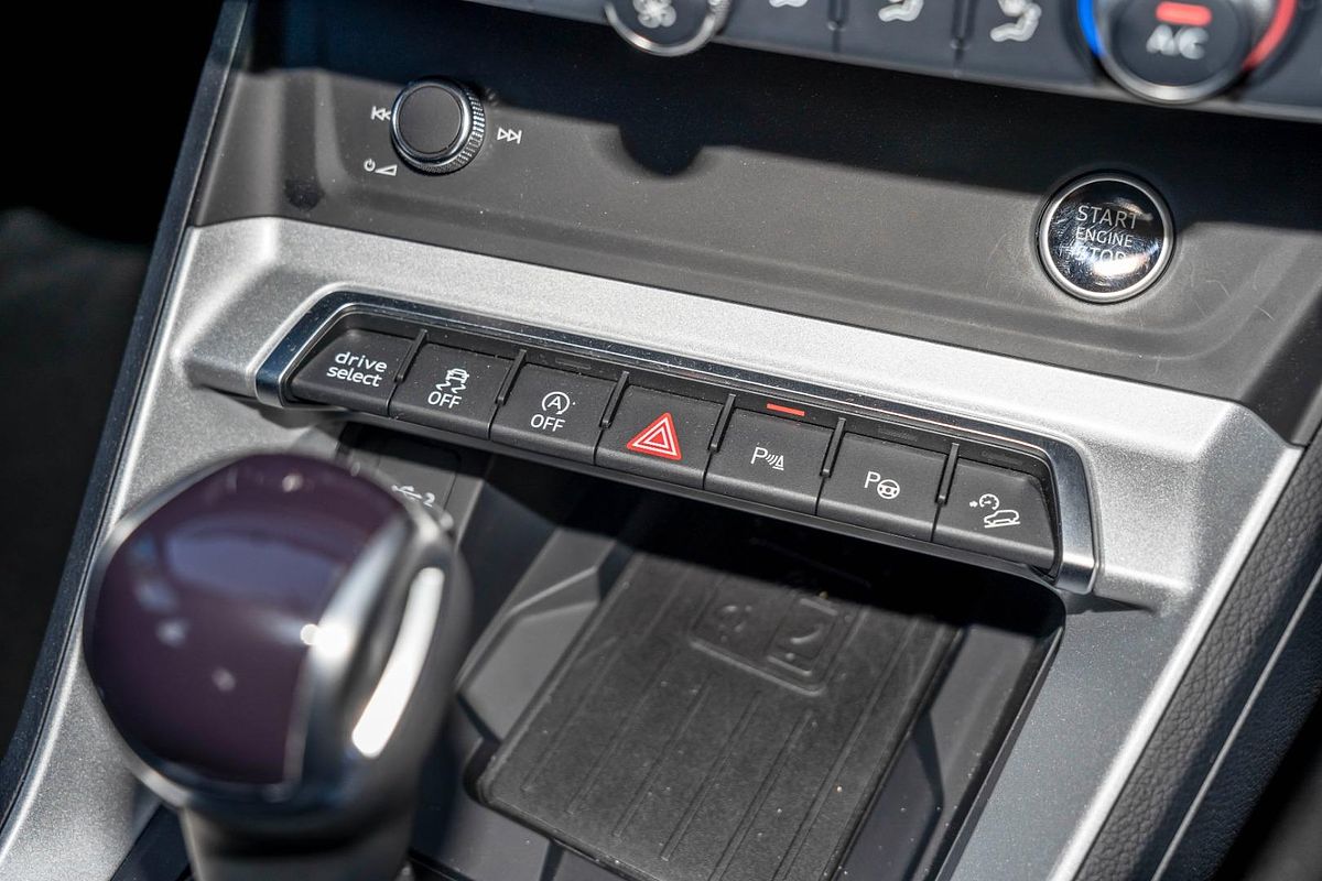 2023 Audi Q3 40 TFSI F3