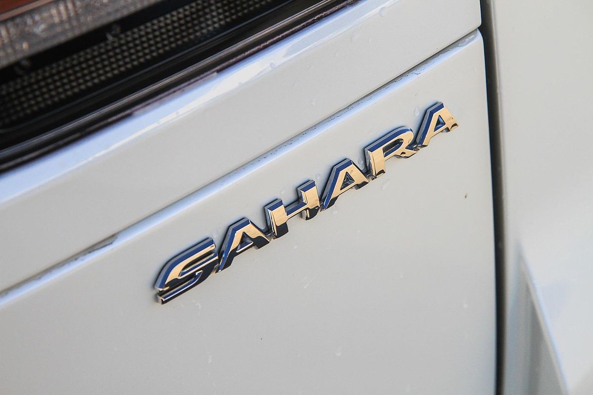 2024 Toyota Landcruiser Sahara FJA300R