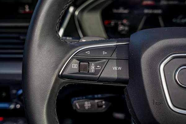 2024 Audi Q5 40 TDI S line FY