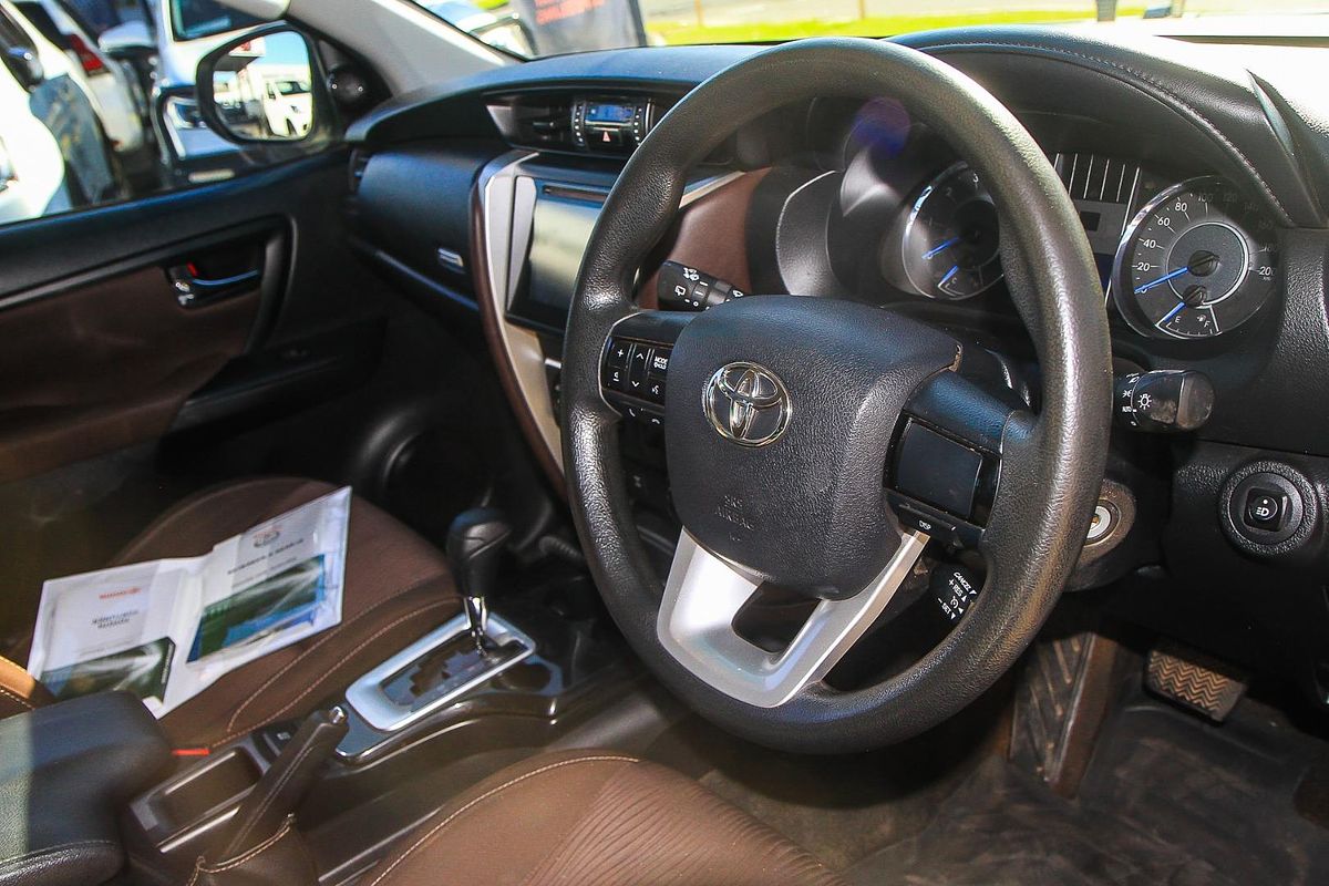 2017 Toyota Fortuner GX GUN156R