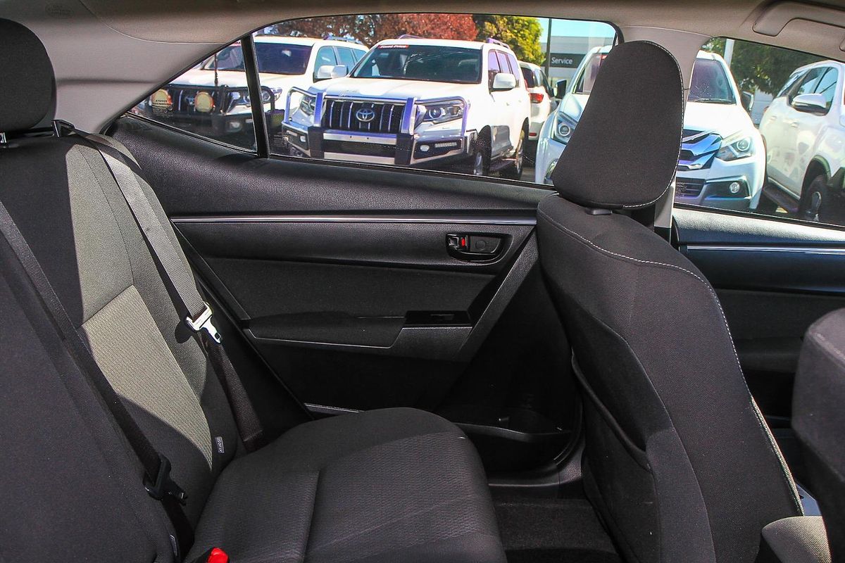 2017 Toyota Corolla Ascent ZRE172R