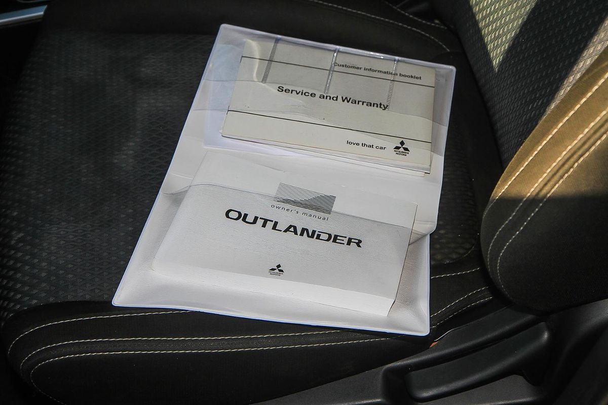 2017 Mitsubishi Outlander LS ZK
