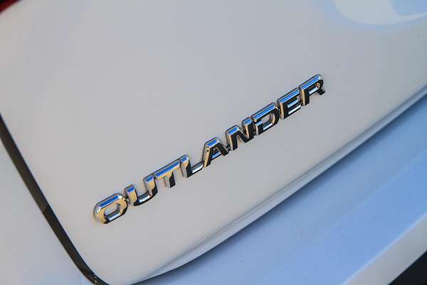 2017 Mitsubishi Outlander LS ZK