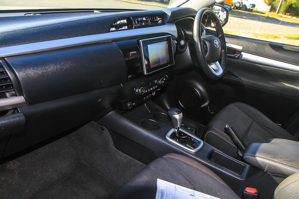 2019 Toyota Hilux SR5 GUN126R 4X4