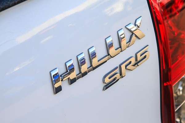 2019 Toyota Hilux SR5 GUN126R 4X4