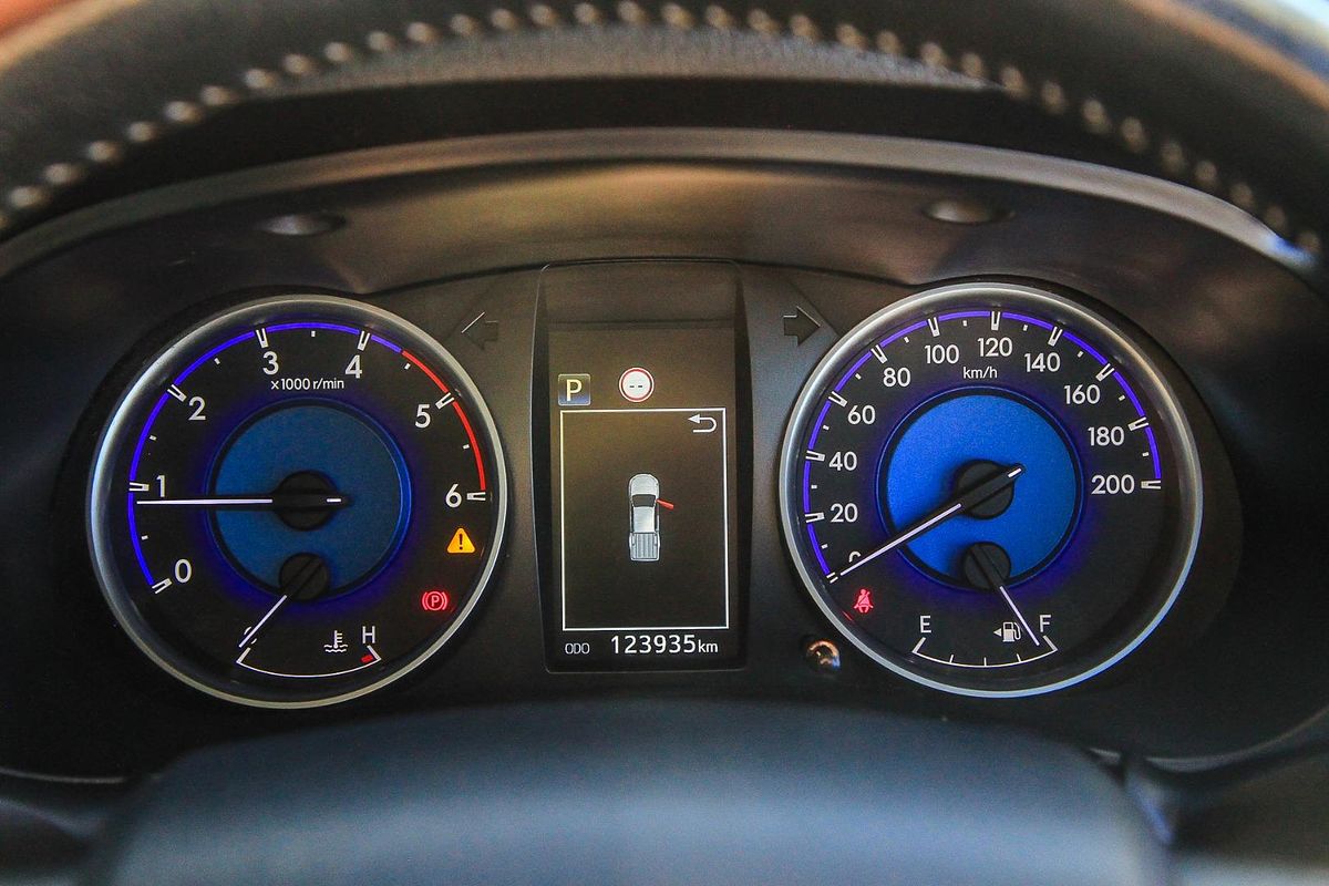 2019 Toyota Hilux SR5 GUN126R 4X4