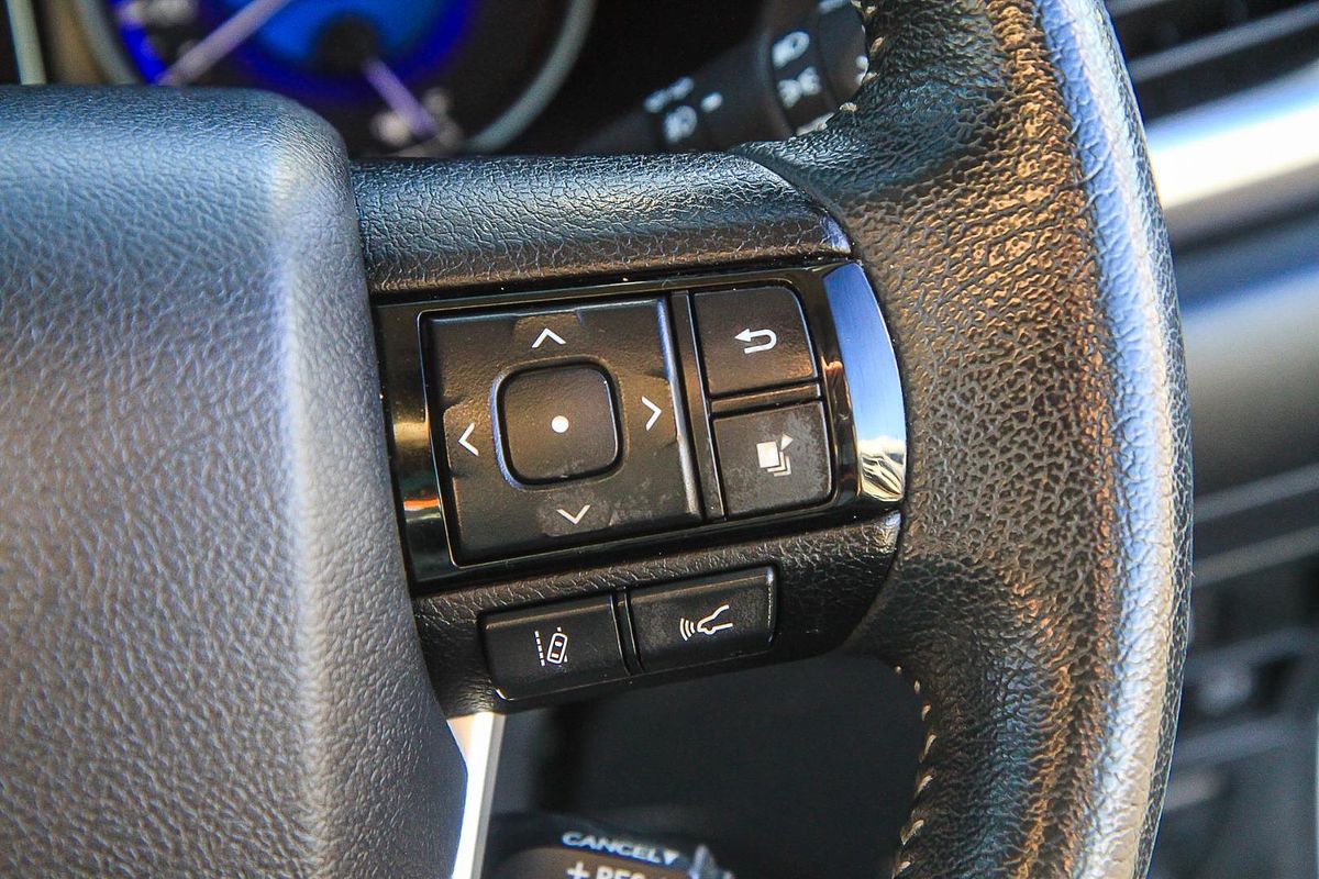2019 Toyota Hilux SR5 GUN126R 4X4
